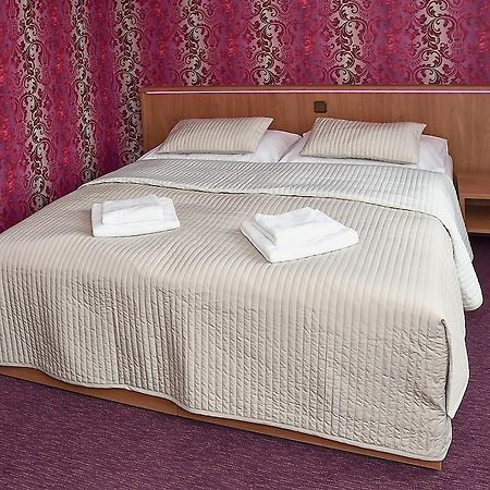 Hotel Sonata Hradec nad Moravici Ngoại thất bức ảnh