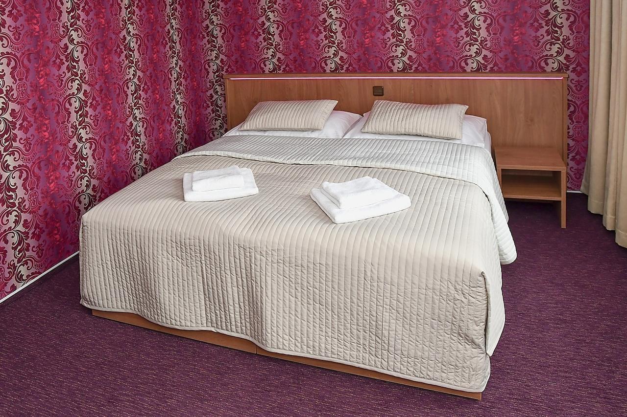 Hotel Sonata Hradec nad Moravici Ngoại thất bức ảnh